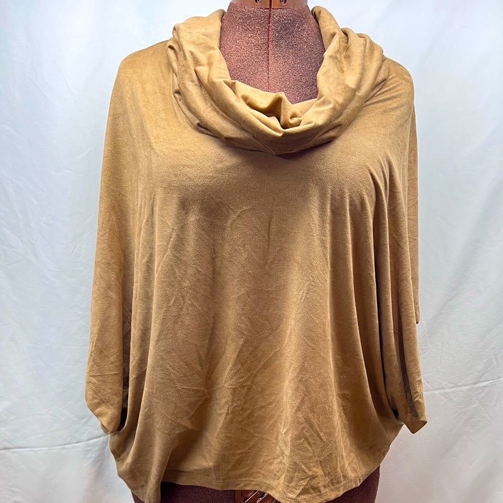 PACHINGTON COWEL NECK TOP